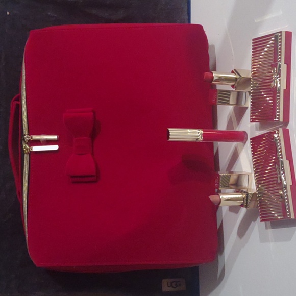 Estée Lauder Eyeshadow bundle of Palettes, 5 brushes, 2 lipsticks & nail polish - Picture 2 of 16